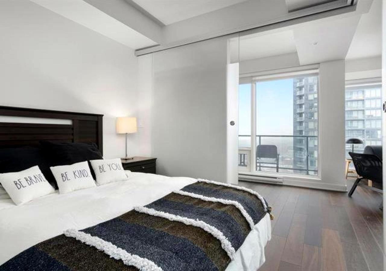 Spectacular Skyline Views - Downtown Montreal - Luxury Condo & Penthouse Pokoj fotografie